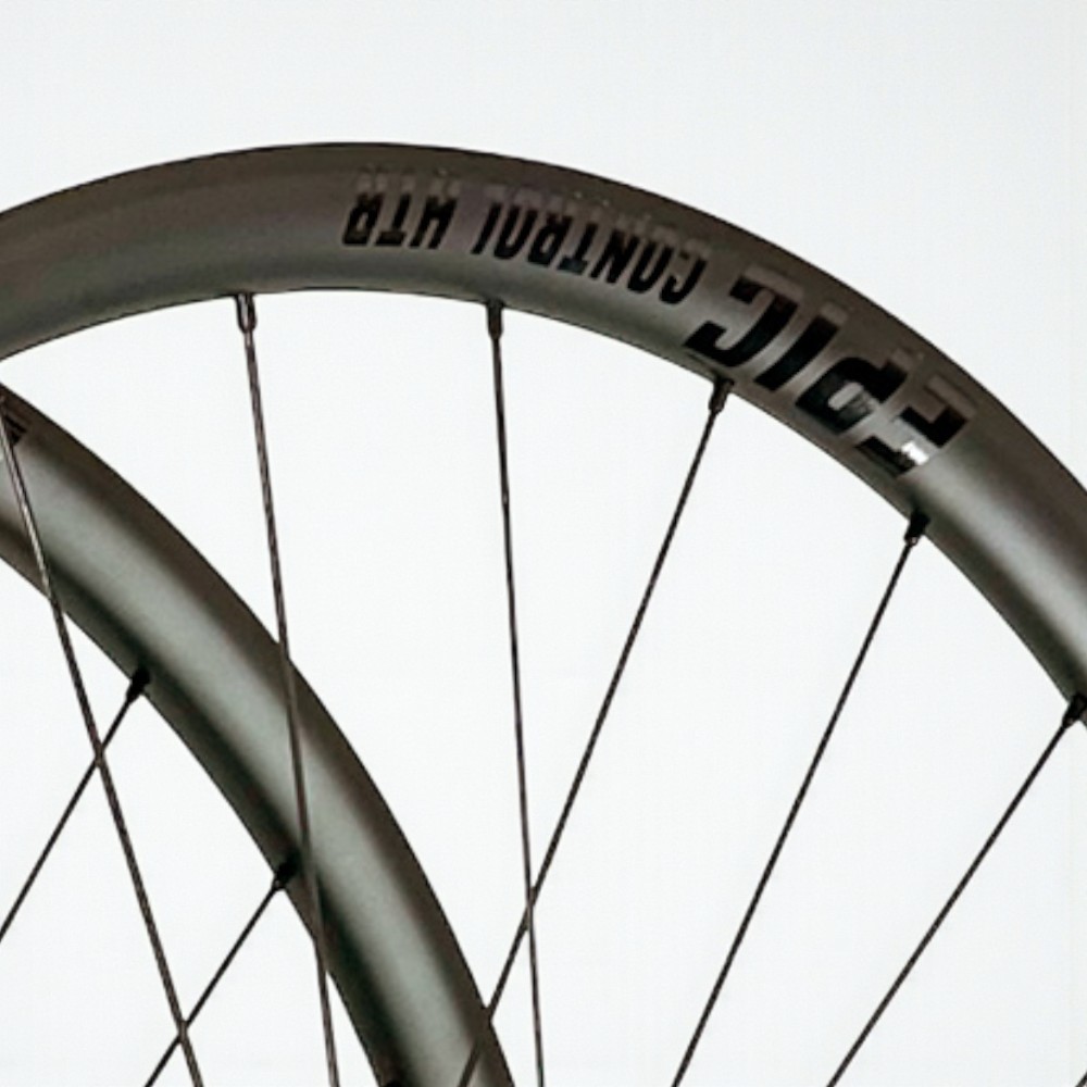 MTB EPIC CONTROL HTR 3025 - Imagen 2